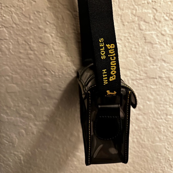 Dr martens 7inch Transparent Crossbody Bag - Picture 11 of 11